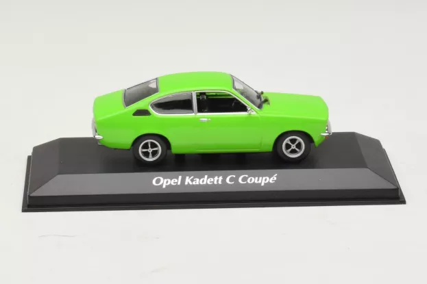 Minichamps Opel Kadett C Coupe 1974 1:43 940045621